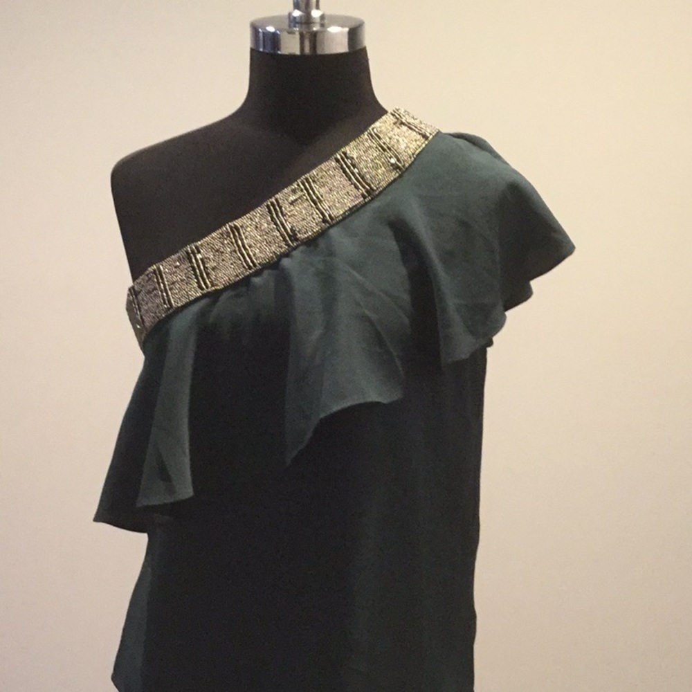 Walter baker top